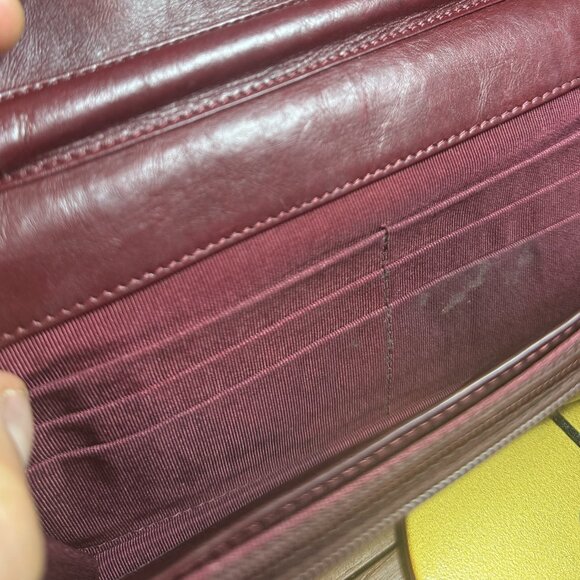 💎✨Rare color - Vintage Chanel Wallet on Chain, 2009 Burgundy - Picture 6 of 7